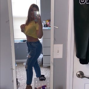 Meet your Posher, Tala